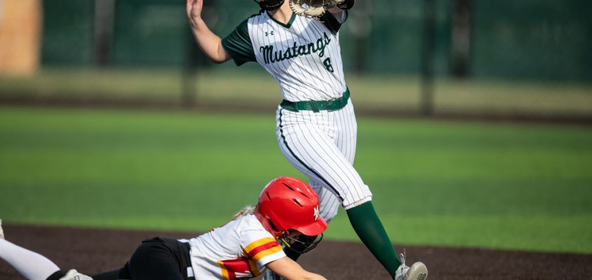 Photo Gallery: Softball, McAuley vs. Evergreen Park, March 25, 2026