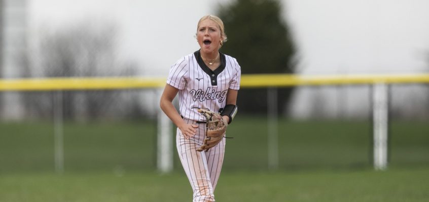Photo Gallery: Softball, McAuley vs. St. Laurence, April 9, 2026