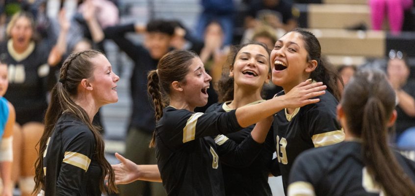 Photo Gallery: Girls Volleyball: Stagg vs. Oak Forest, Sept. 14, 2026